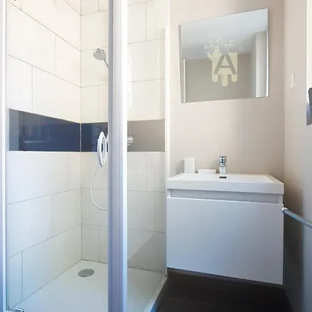 Apartment De La Mouteroun Chambon-sur-Lac