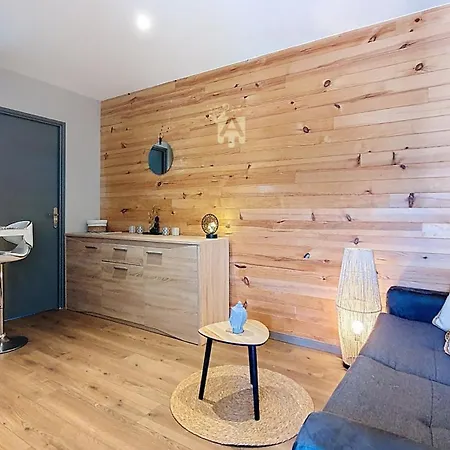 De La Mouteroun Chambon-sur-Lac