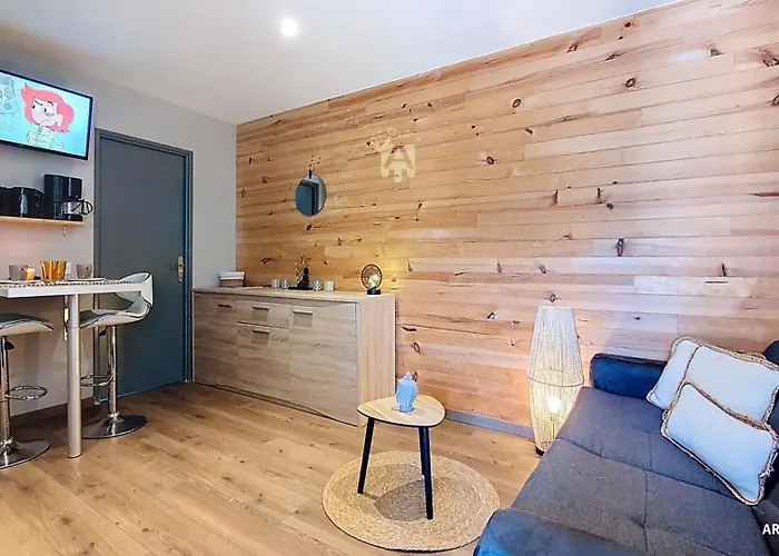 De La Mouteroun シャンボン・シュル・ラック